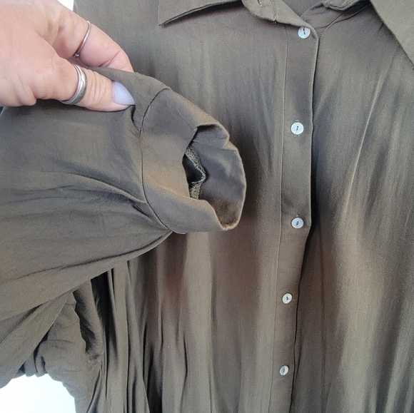 NWOT Andree by Unit brand button down long-sleeve size 1x - Picture 5 of 6